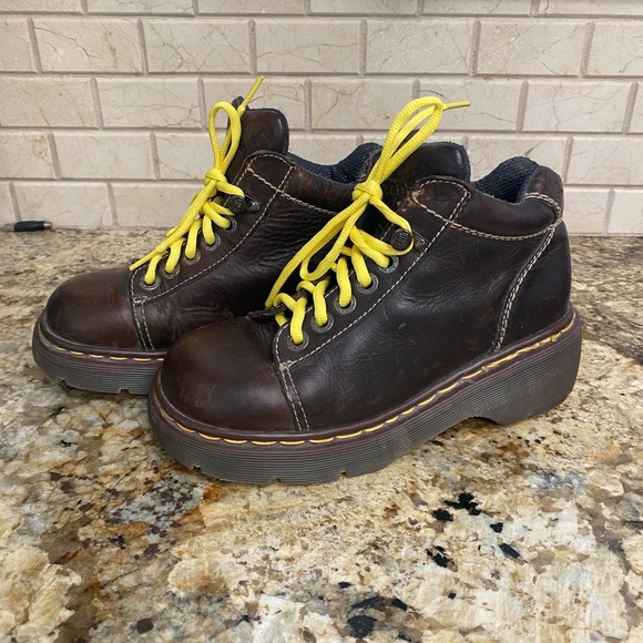 Dr. Martens Boots Size UK 5 - Picture 1 of 6